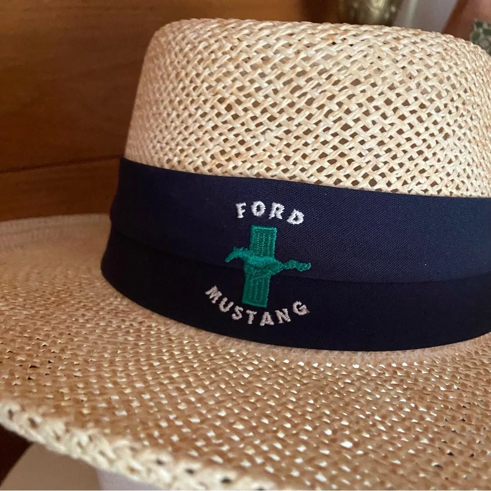 Vintage Ford Mustang logo straw hat - Picture 2 of 6